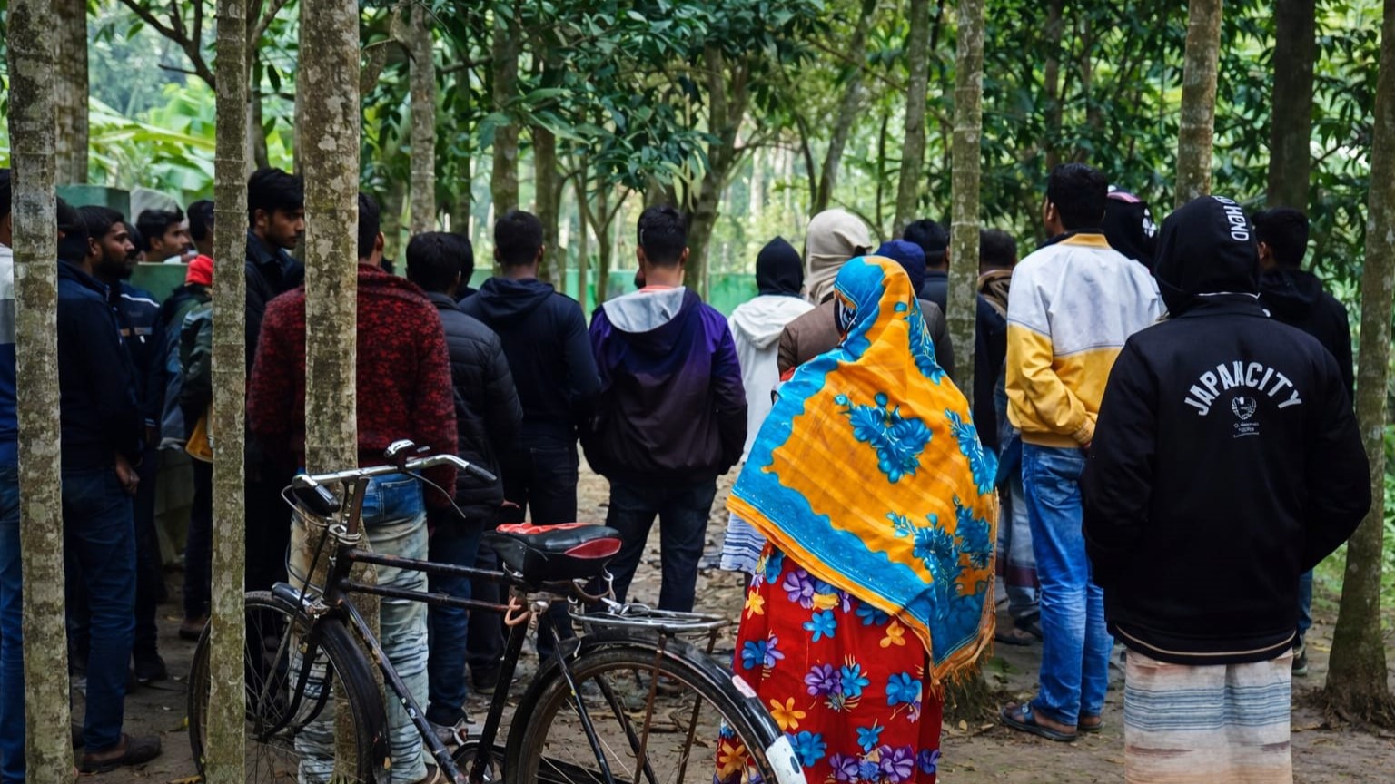 চাটমোহরে ঋণের মামলার চাপে বিপর্যস্ত হয়ে একজনের আত্মহত্যা